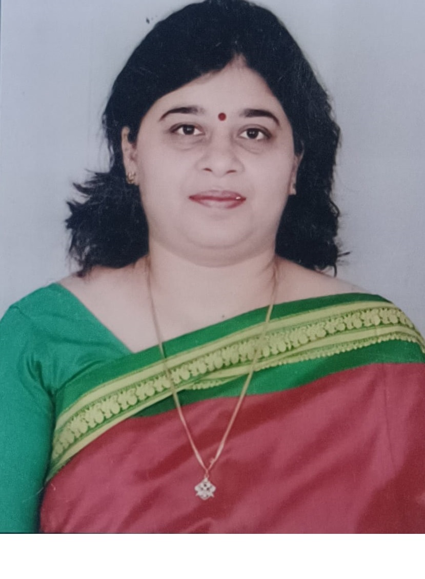 Prof._Puja_pic_for_HOD_msg.jpg